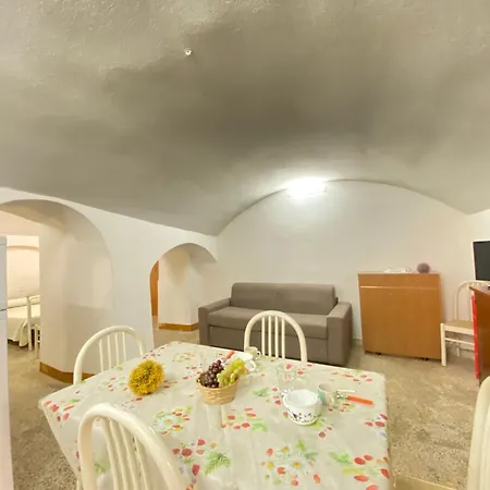 בית נופש Lo Scoglio Bianco
